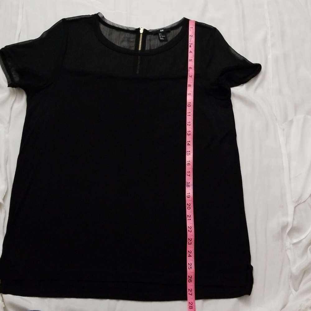 H&M Lady Sheer Top - Picture 5 of 5